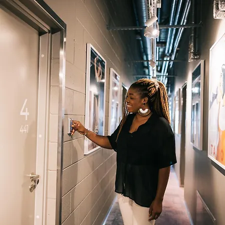 Campus House By Larsen *