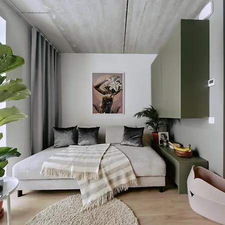 Campus House By Larsen *