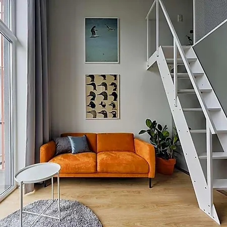 Campus House By Larsen *