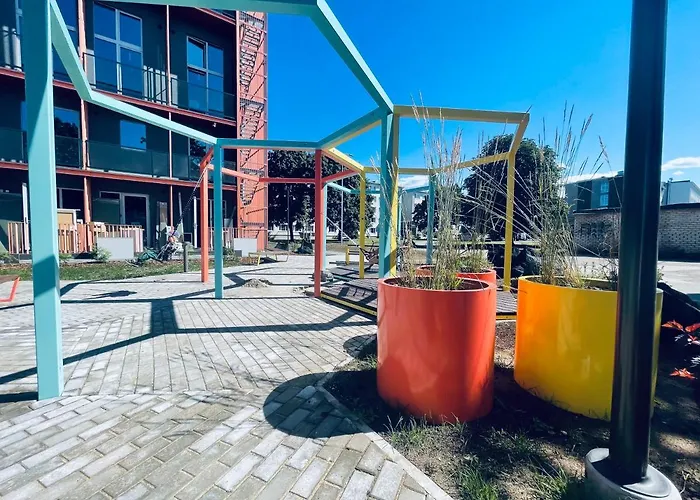 Campus House By Larsen