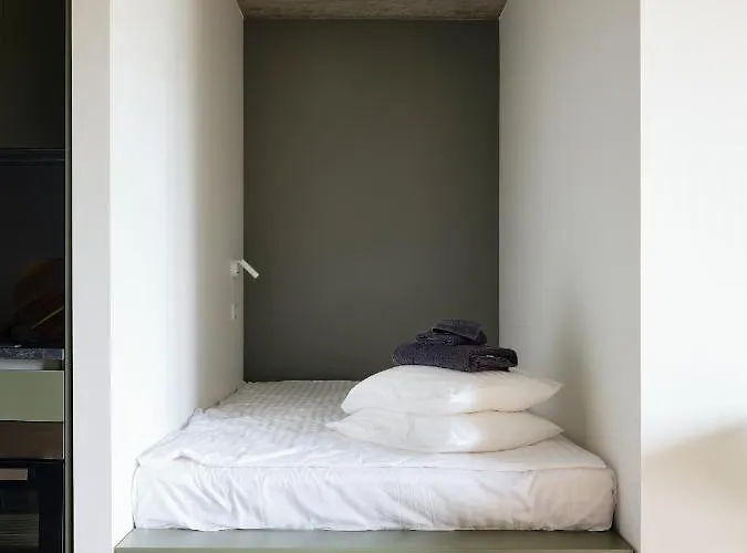 Campus House By Larsen Otel