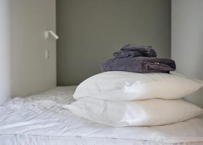 Campus House By Larsen Otel *