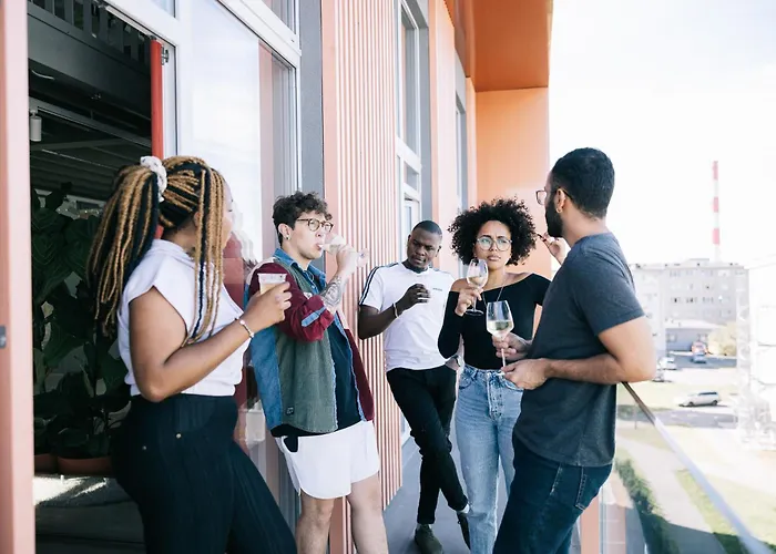 Campus House By Larsen Otel *